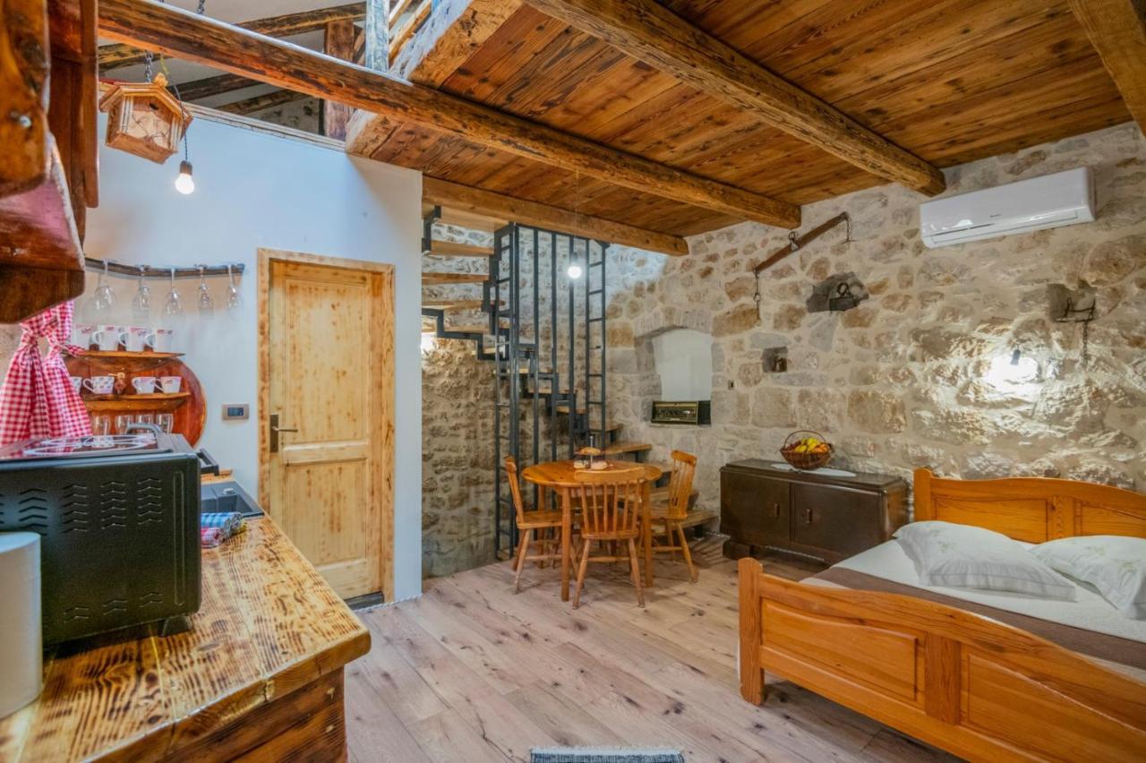Villa The Old Stable 1861 Imotski Exterior foto