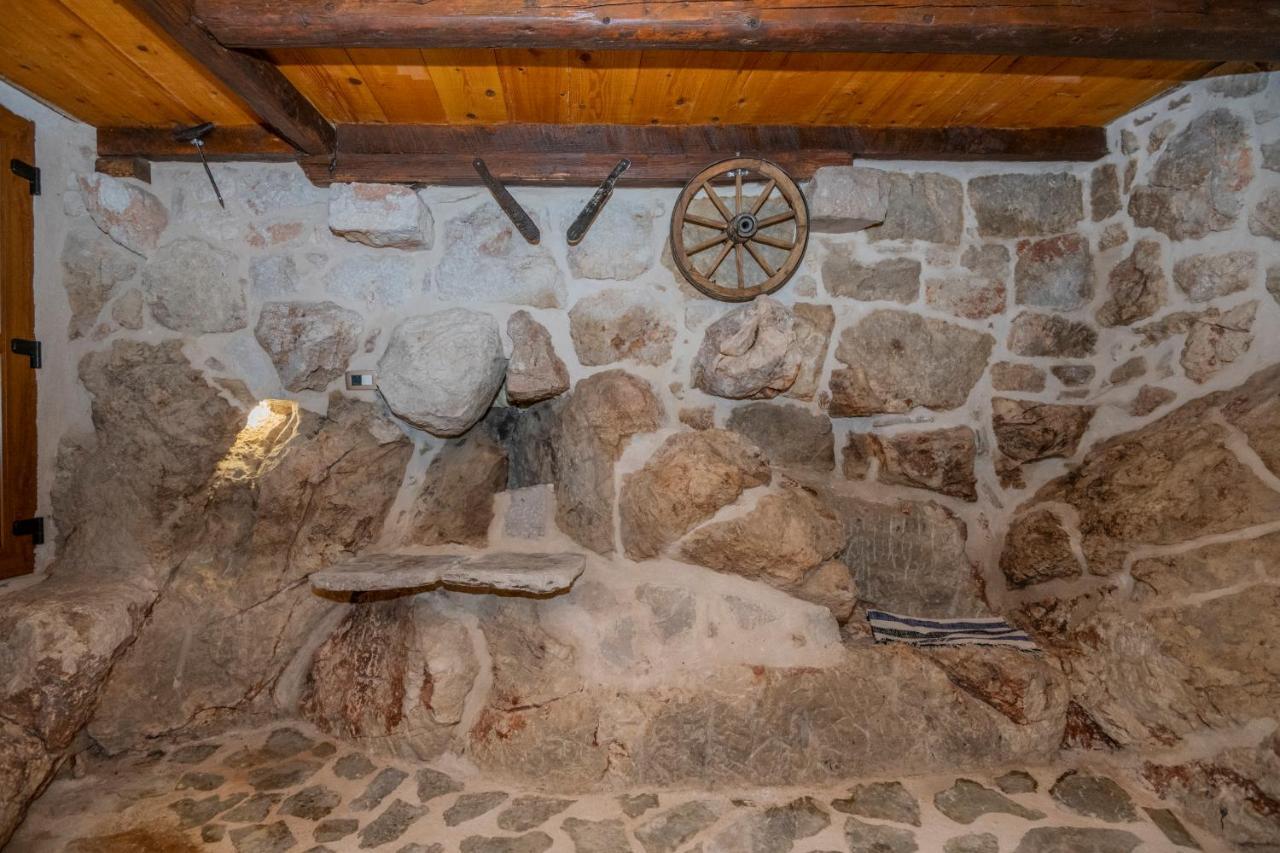Villa The Old Stable 1861 Imotski Exterior foto